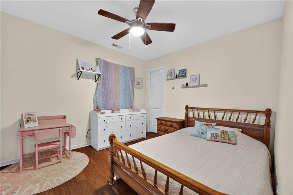 949 Vineyard Pl Property Photo 25