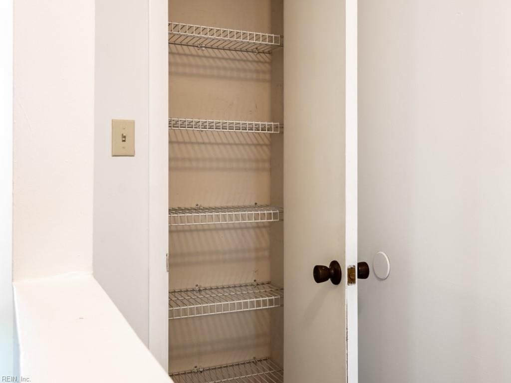 1443 Sangaree Cir Property Photo 7