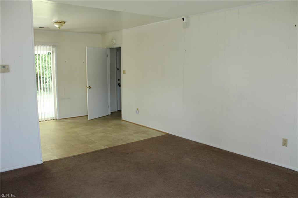 1503 Addison Rd Property Photo 4
