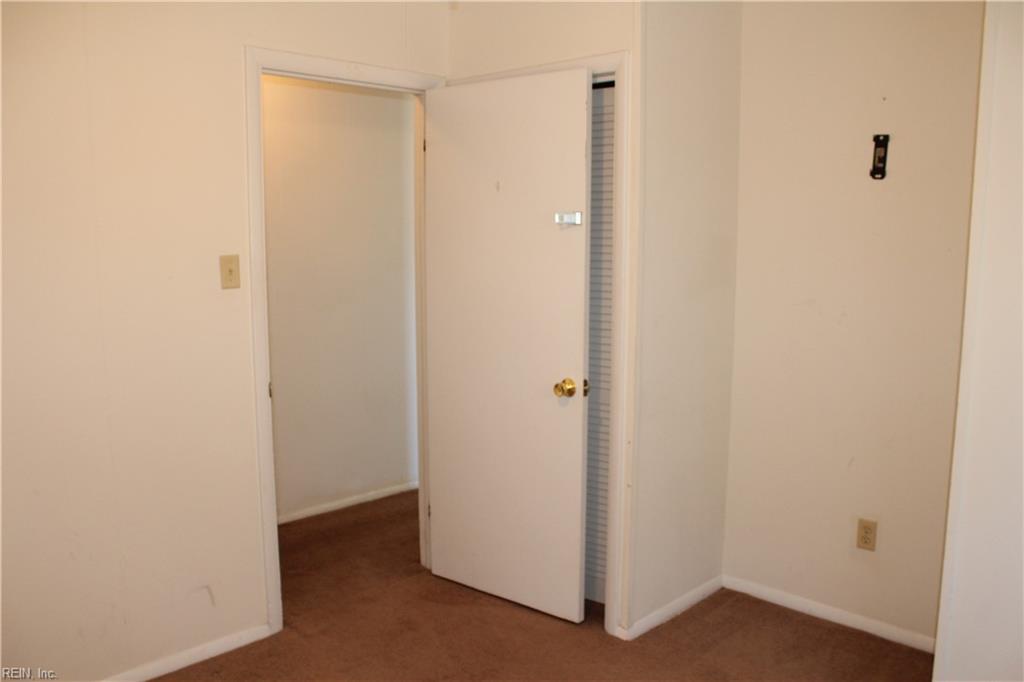 1503 Addison Rd Property Photo 11