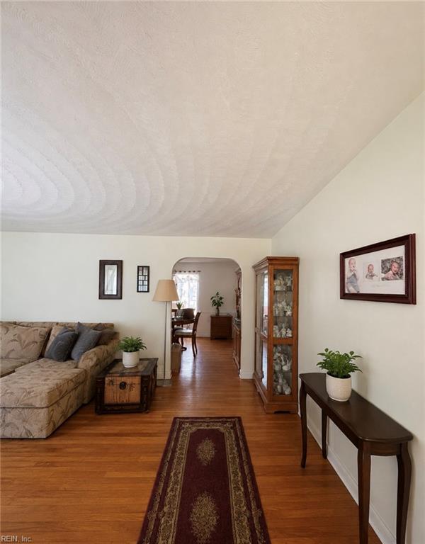 111 Goldcrest Drive Dr Property Photo 12