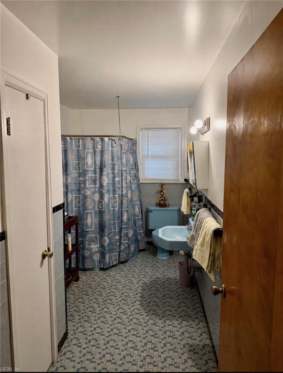 111 Goldcrest Drive Dr Property Photo 13