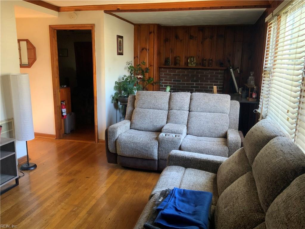 1625 Rolfe Pl Property Photo 5