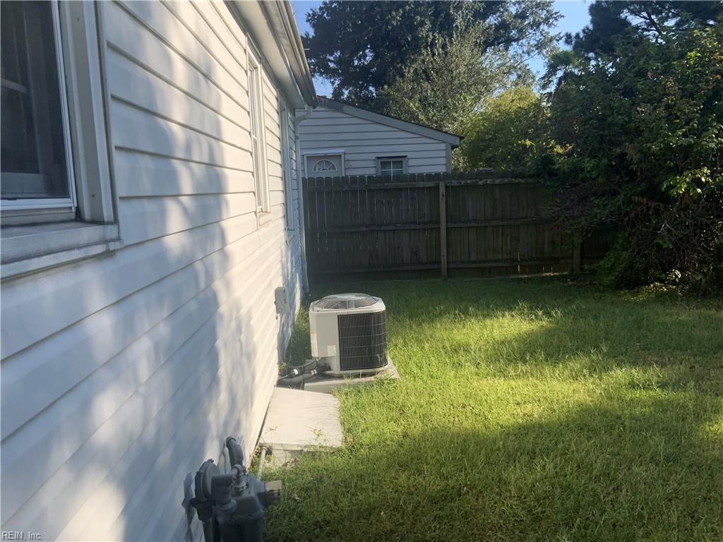 1625 Rolfe Pl Property Photo 12