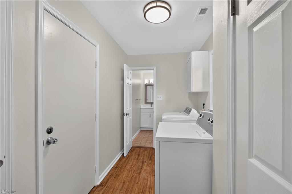 2176 Kenwood Dr Property Photo 43