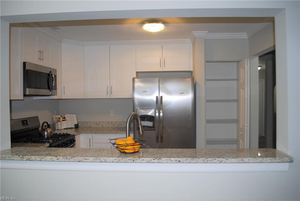 948 Allendale Dr Property Photo 7