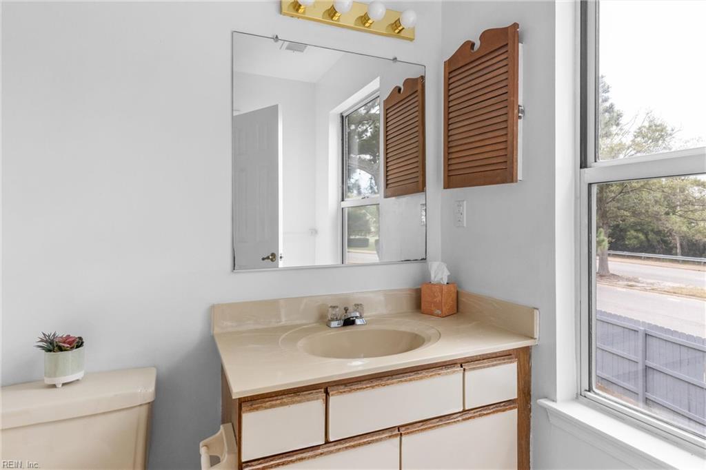 710 Gemstone Ln Property Photo 15