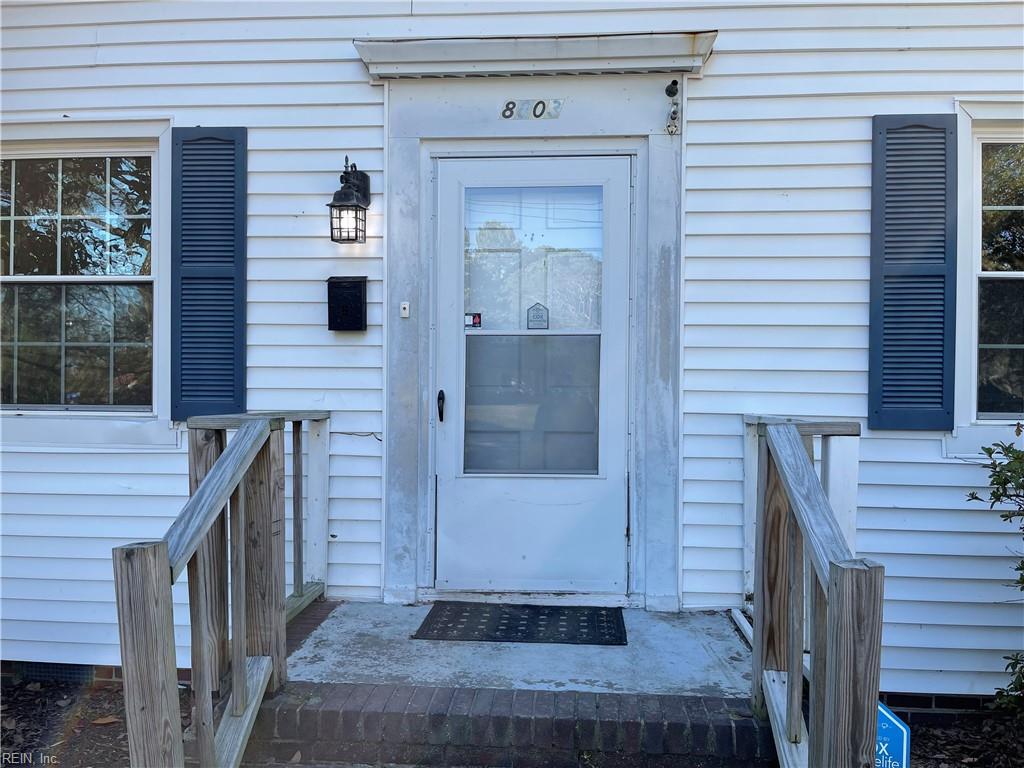 8803 Granby St Property Photo 2