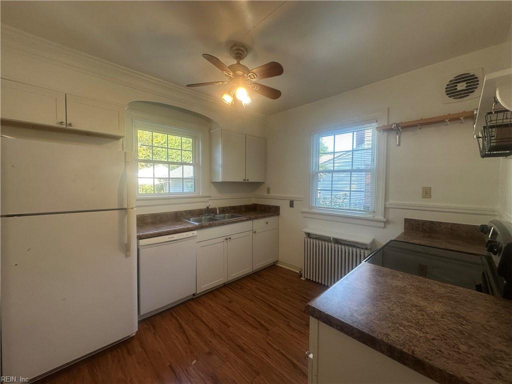8803 Granby St Property Photo 6