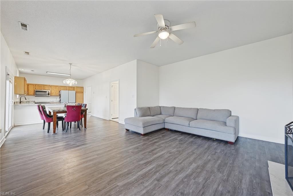 6709 Glasgow St Property Photo 21