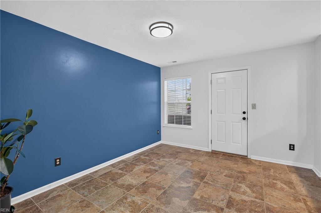 1645 Wynd Crest Way Property Photo 9
