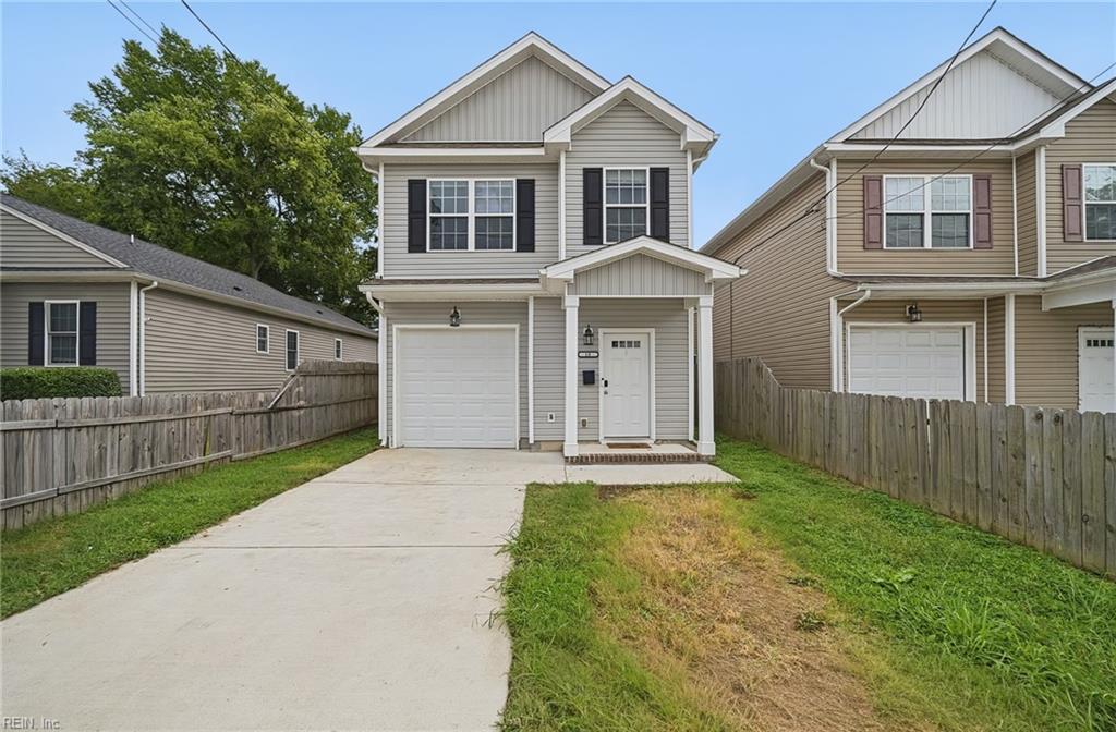 18 Maplewood St Property Photo 1