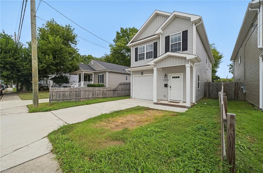 18 Maplewood St Property Photo 3