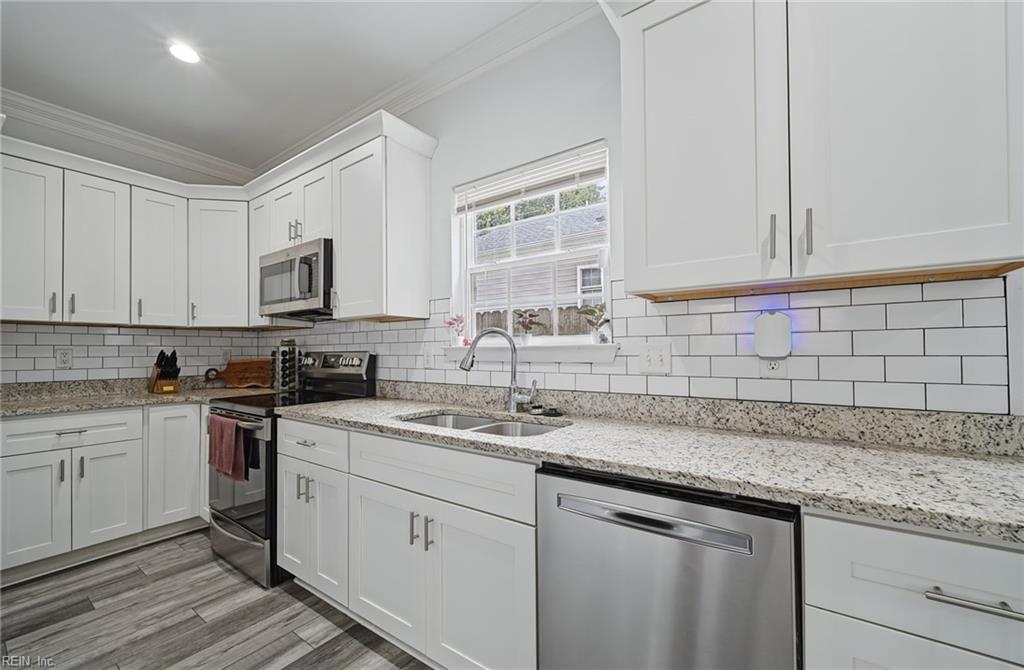 18 Maplewood St Property Photo 11