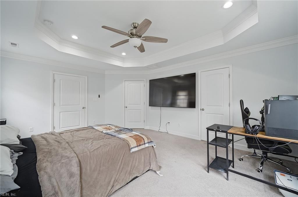 18 Maplewood St Property Photo 18