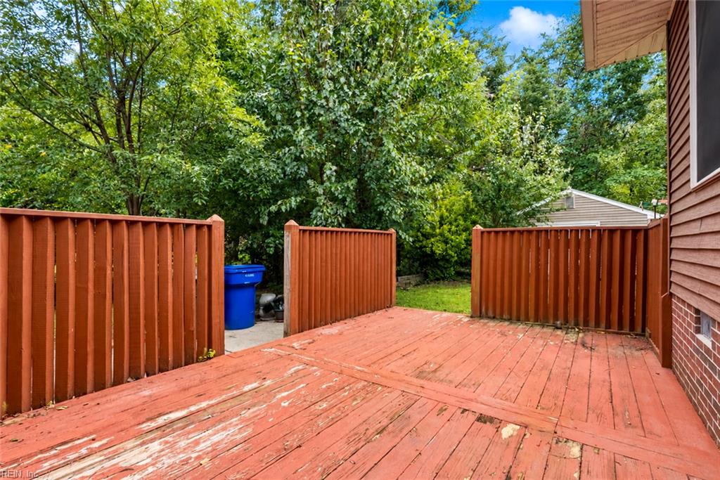 136 Princess Margaret Dr Property Photo 33