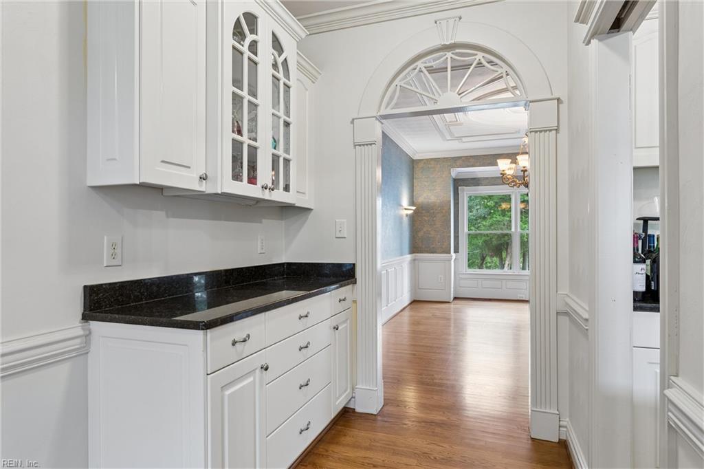 102 Prestwick Property Photo 14