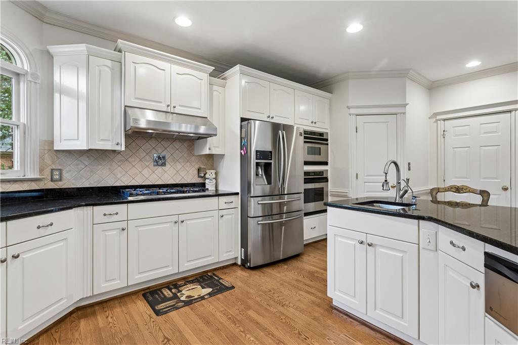 102 Prestwick Property Photo 15