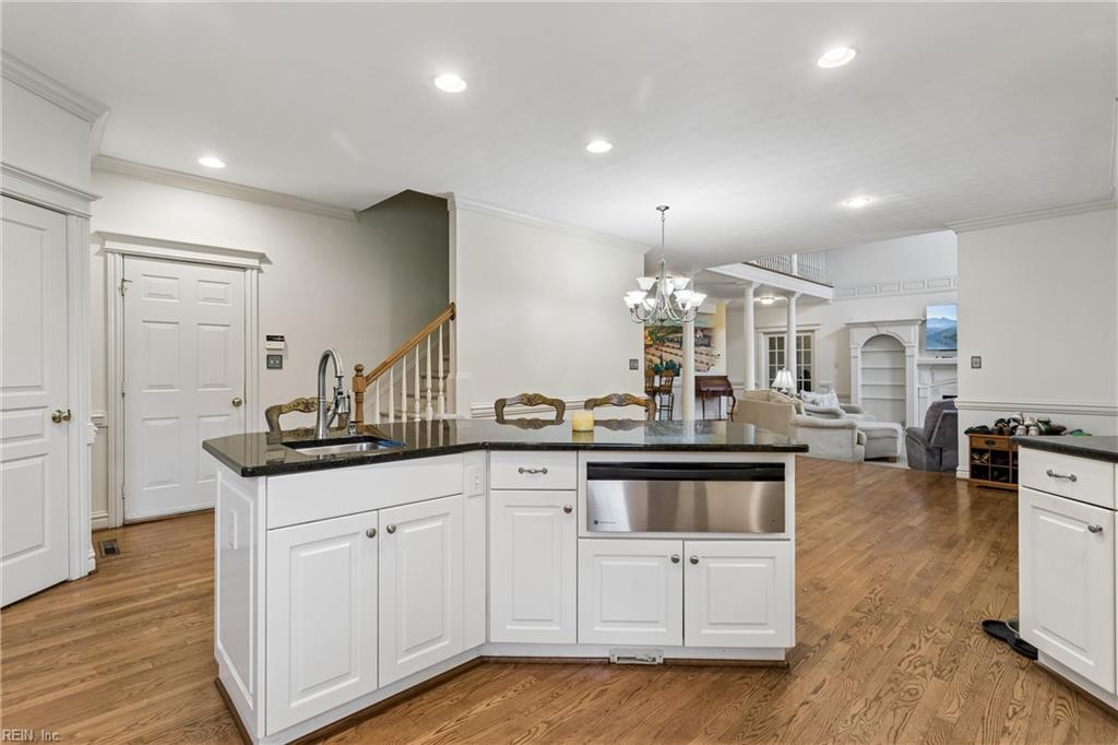 102 Prestwick Property Photo 17