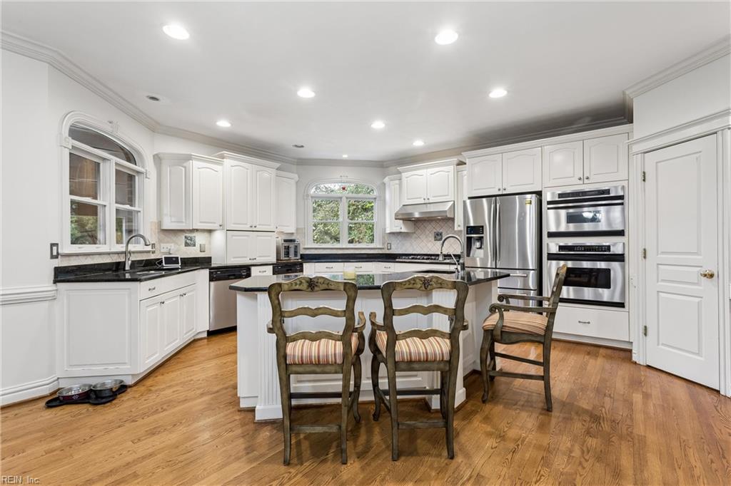 102 Prestwick Property Photo 18