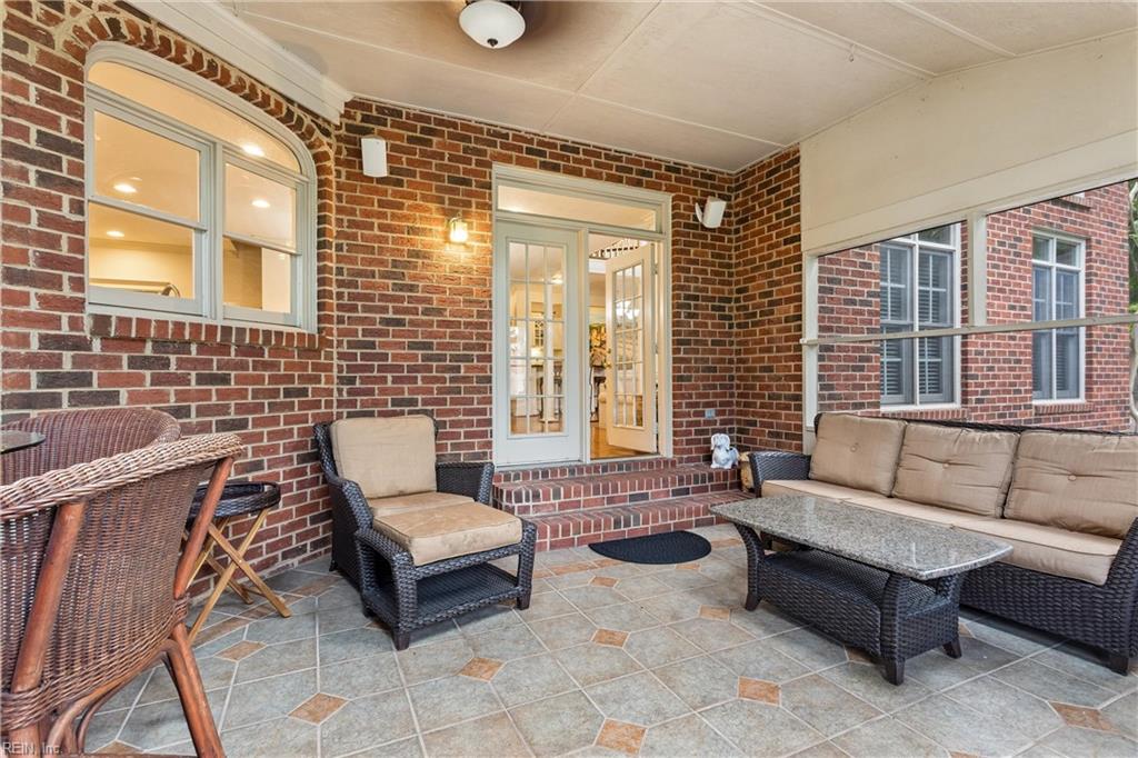 102 Prestwick Property Photo 34