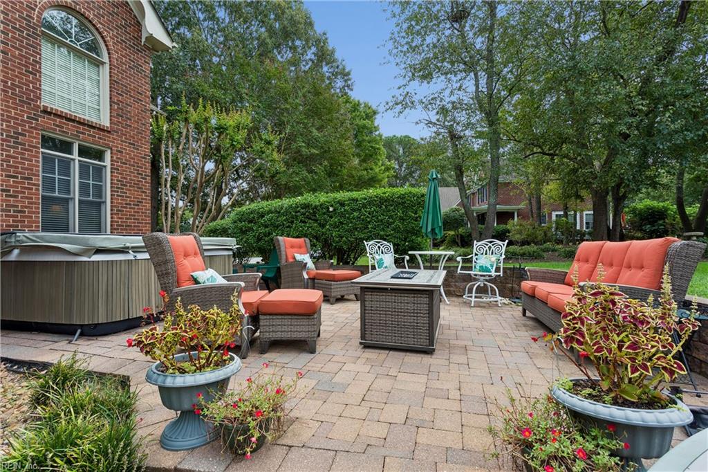 102 Prestwick Property Photo 35