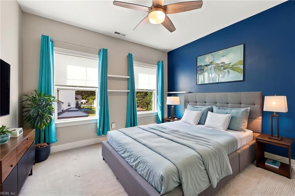 2909 Bermuda Grass Loop Property Photo 32