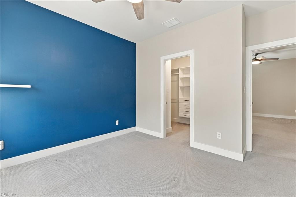 2909 Bermuda Grass Loop Property Photo 34