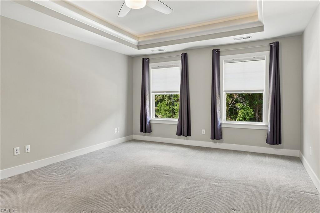 2909 Bermuda Grass Loop Property Photo 42