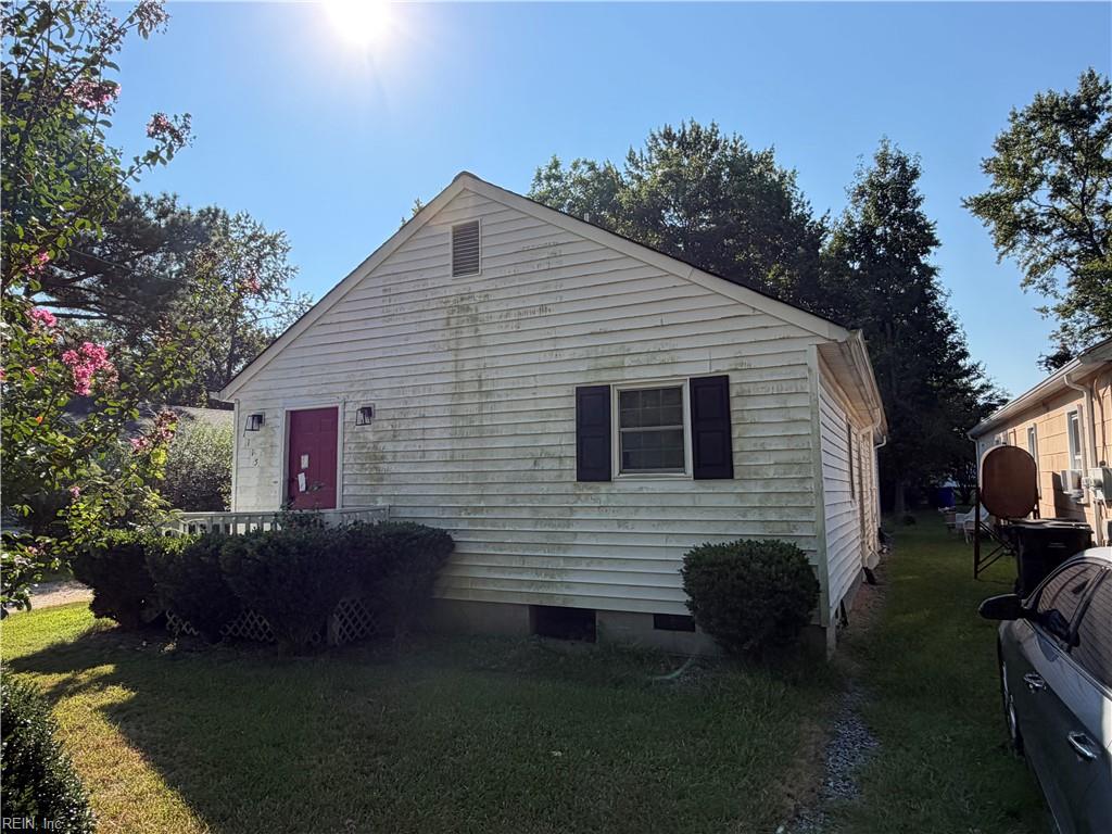 1115 Railroad Ave Property Photo 1