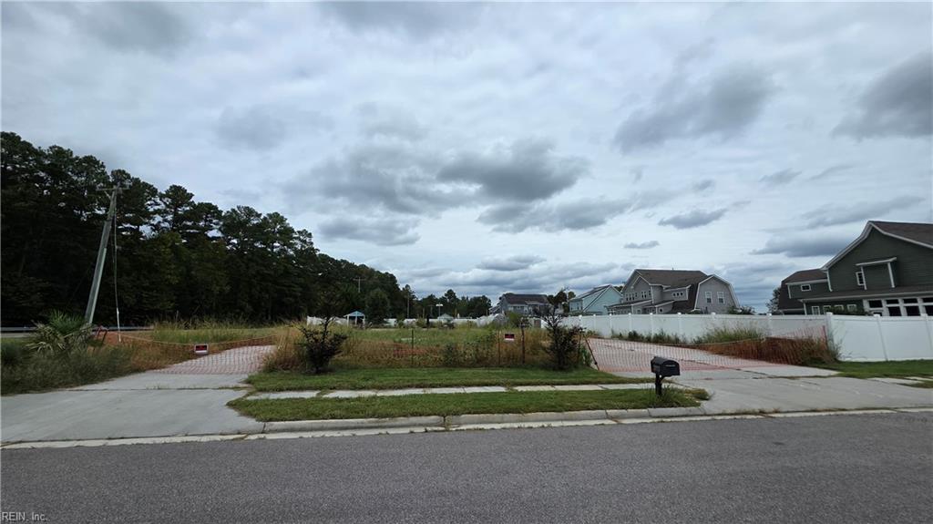 1028 Fox Trl Property Photo 1