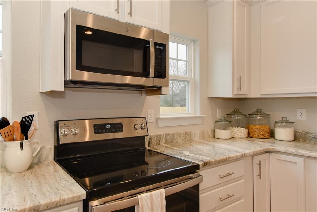 1011 Cedar Tree Ct Property Photo 13
