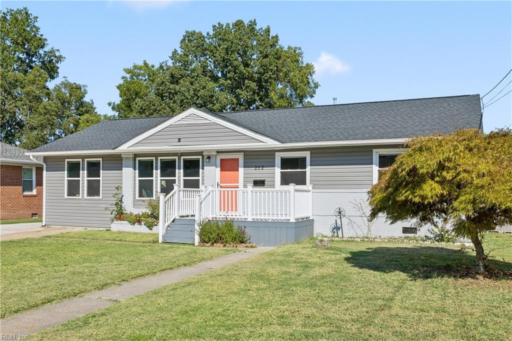 212 Lynnhaven Dr Property Photo 2