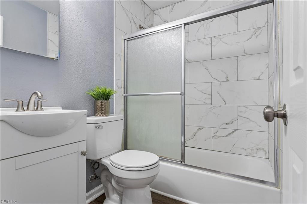 212 Lynnhaven Dr Property Photo 40
