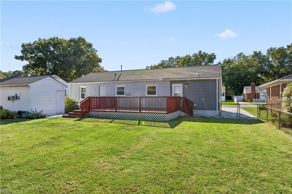 212 Lynnhaven Dr Property Photo 45