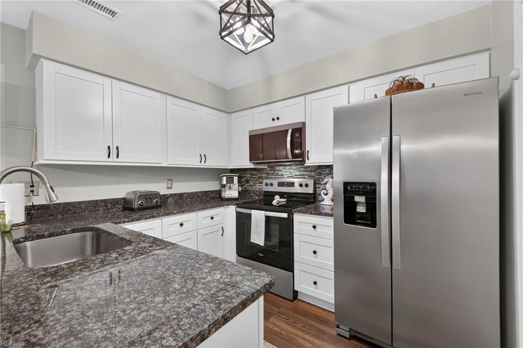 508 Pine Tops Ct Property Photo 2