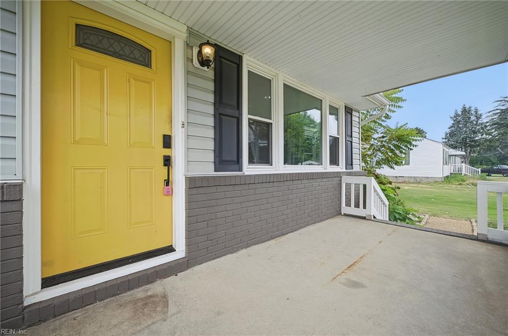 5221 Bonneydale Rd Property Photo 6