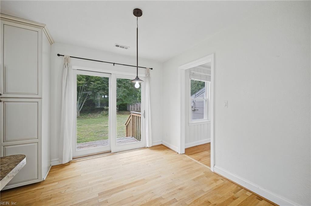 5221 Bonneydale Rd Property Photo 16
