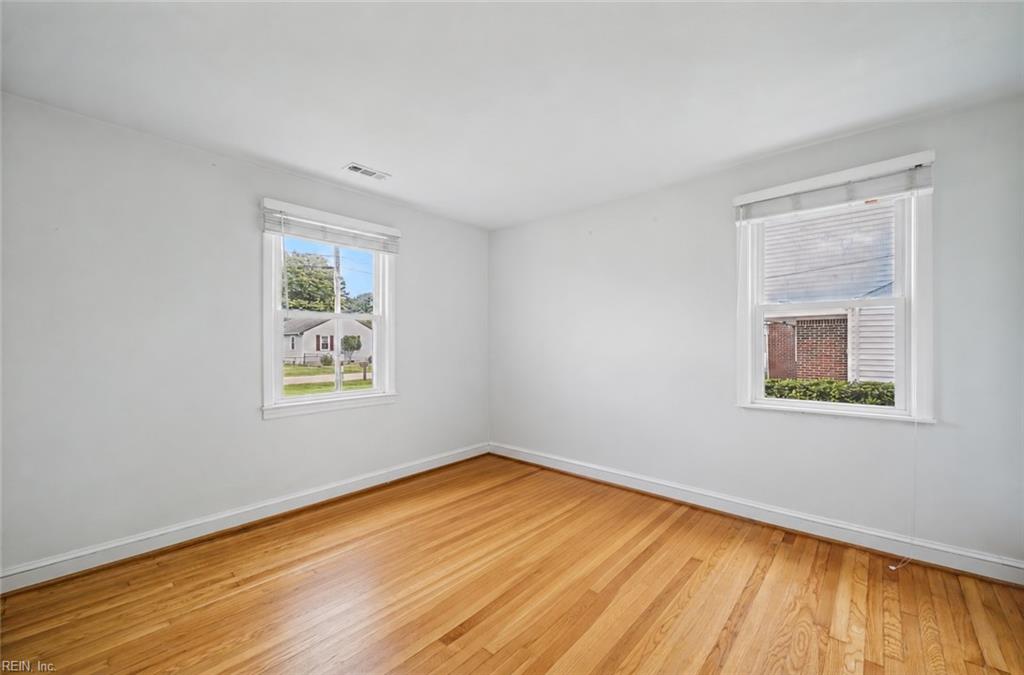 5221 Bonneydale Rd Property Photo 25