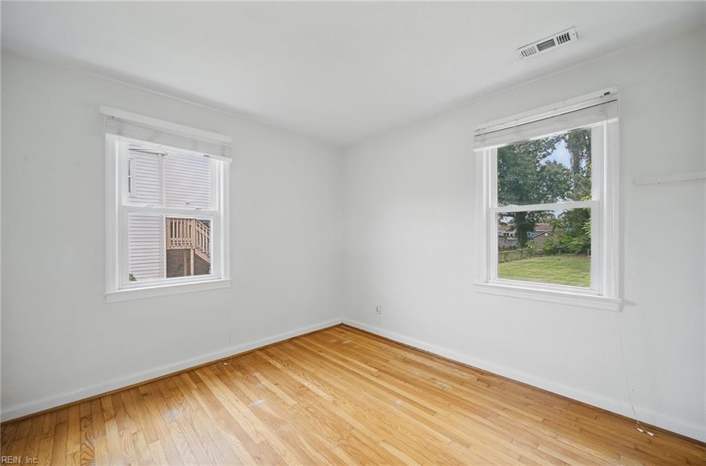 5221 Bonneydale Rd Property Photo 27