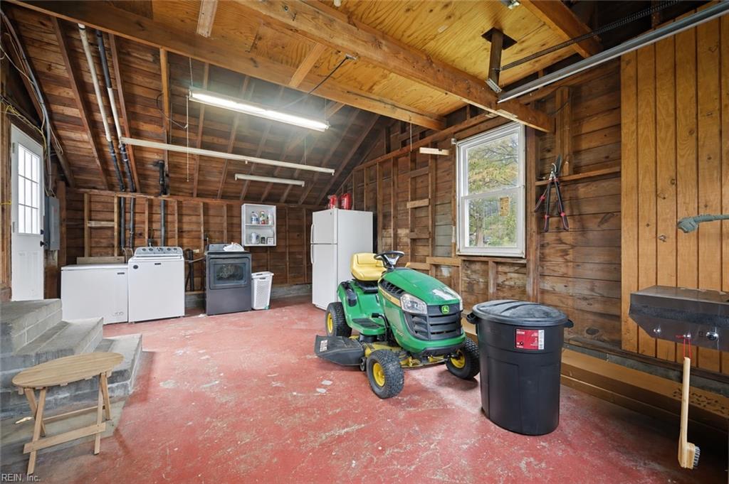 5221 Bonneydale Rd Property Photo 29