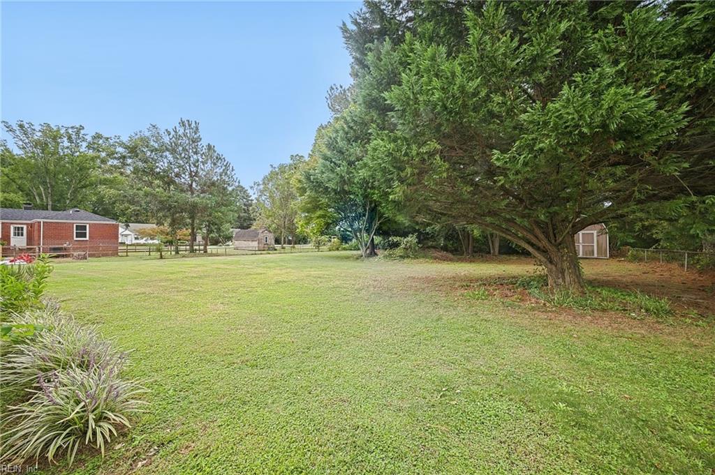 5221 Bonneydale Rd Property Photo 34