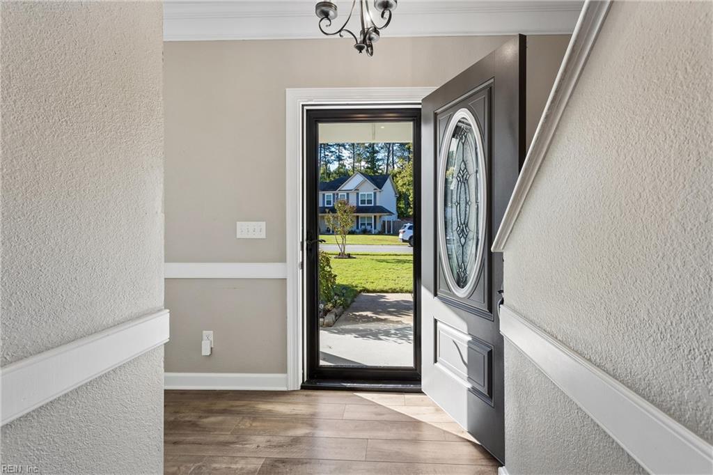 3894 Ordinary Loop Property Photo 5