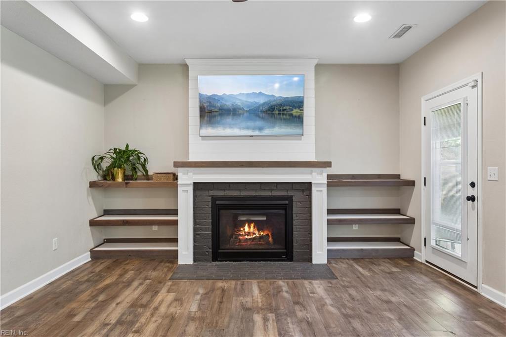 3894 Ordinary Loop Property Photo 15