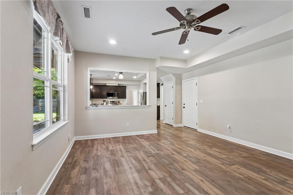 3894 Ordinary Loop Property Photo 16