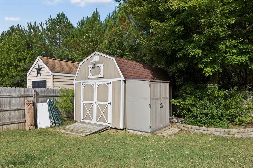 3894 Ordinary Loop Property Photo 31