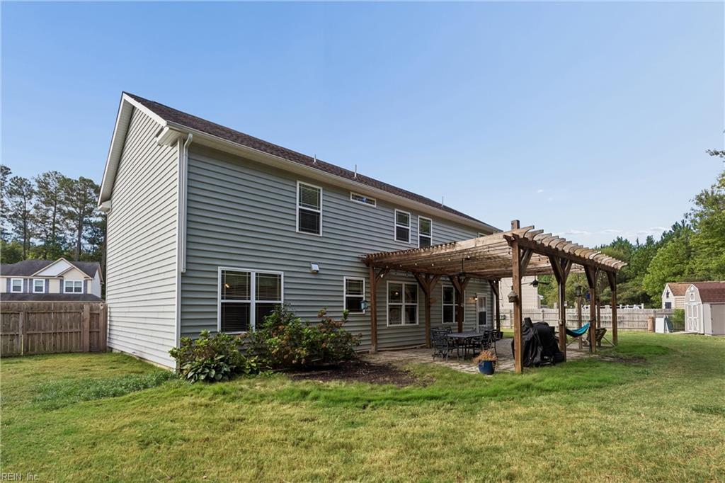 3894 Ordinary Loop Property Photo 34