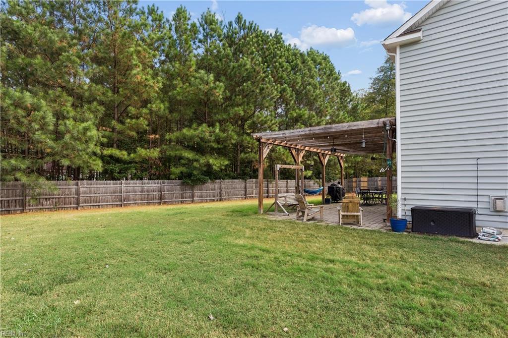 3894 Ordinary Loop Property Photo 35