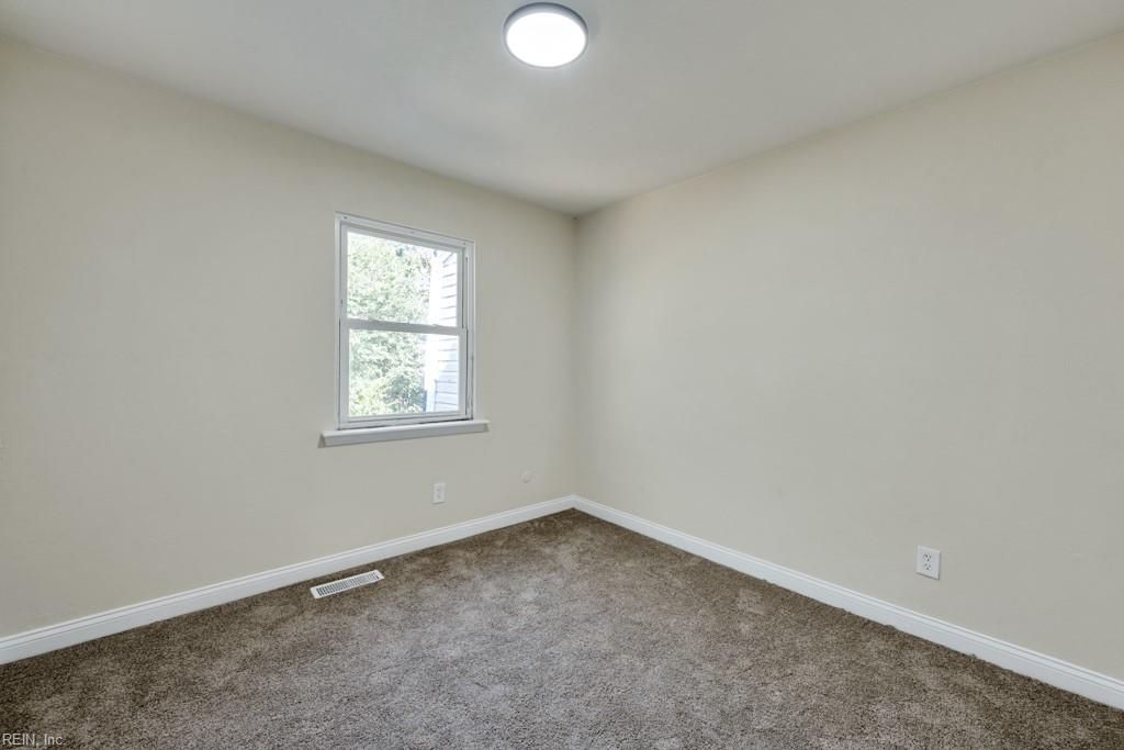 844 N Buckingham Ct Property Photo 19