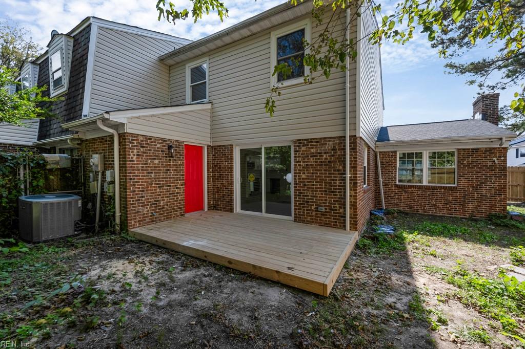 844 N Buckingham Ct Property Photo 33